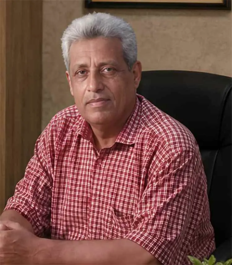 السخياني: اليمنيون ينتظرون إعلان ساعة الصفر لتحرير...