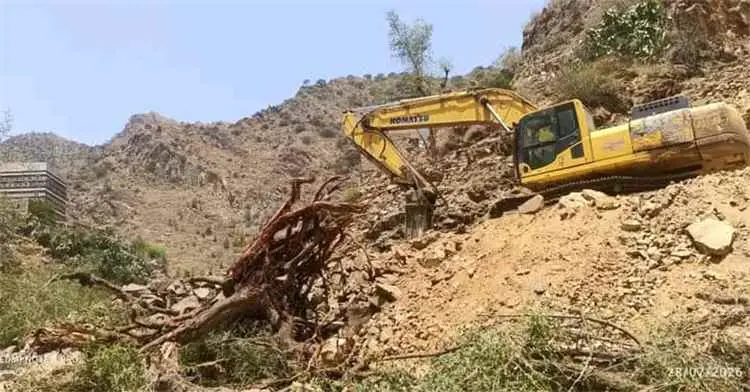 طريق باتيس رصد معربان يواصل التقدم.. والمشروع يقترب من سوق سرار