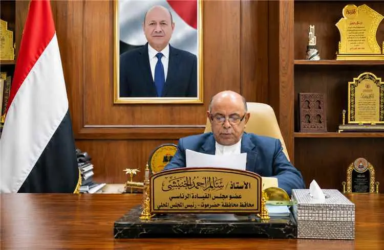 عاجل|الخنبشي يكشف تفاصيل صادمة في قضية اغتيال الصح...