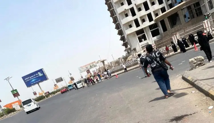 شلل مروري وأزمة خانقة.. انعدام الغاز المنزلي يضاعف...