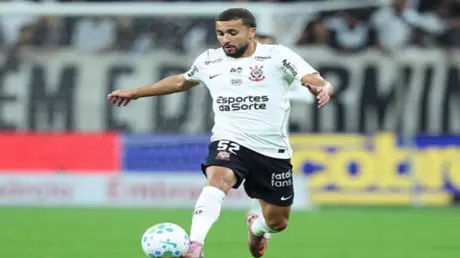إصابة قاسية تنهي موسم اللاعب المغربي زكريا لبيض