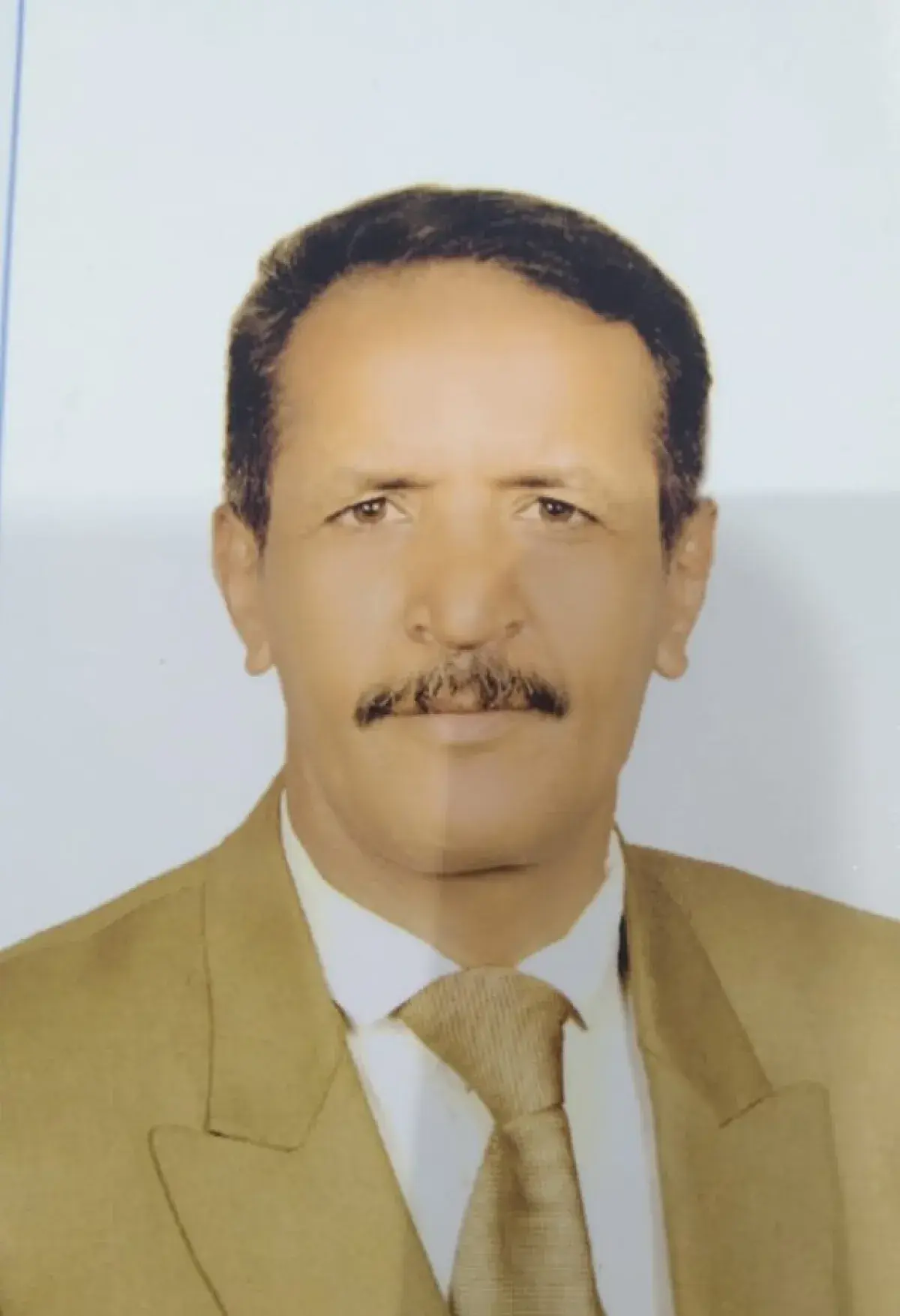 هرب زعيم المليشيات الحوثية.. وتسليم البلد لإيران