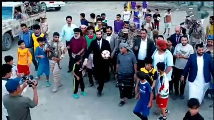 محافظ أبين يزور ملعب الفقيد السليماني بيافع رصُد و...