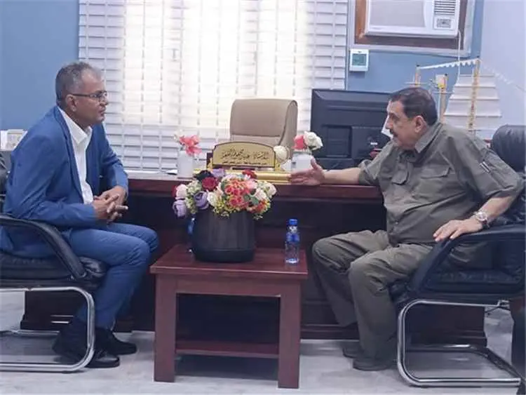 مدير شرطة العاصمة عدن يتفقد مديرية المعلا ويبحث مع...