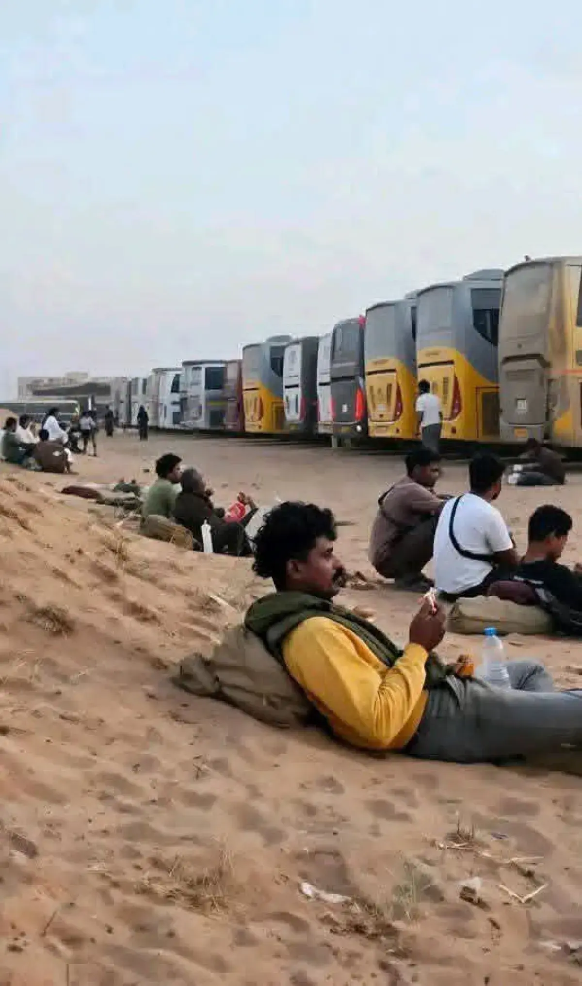 معاناة المسافرين عبر منفذ الوديعة تدفع وزير النقل...