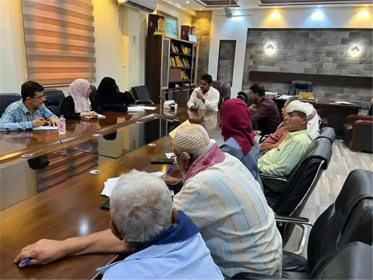 مدير عام الشيخ عثمان يترأس جلسة فتح مظاريف مناقصة مشروع تركيب منظومة طاقة شمسية لشرطة الشيخ عثمان