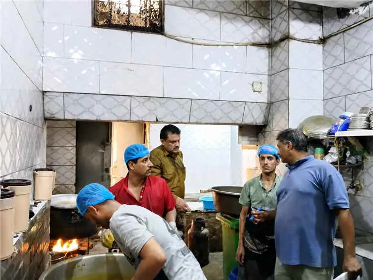 صحة بيئة المنصورة تنفذ حملة تفتيش واسعة على المطاع...