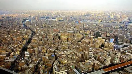 زلزال مصر يحرم أماً من طفليها؟