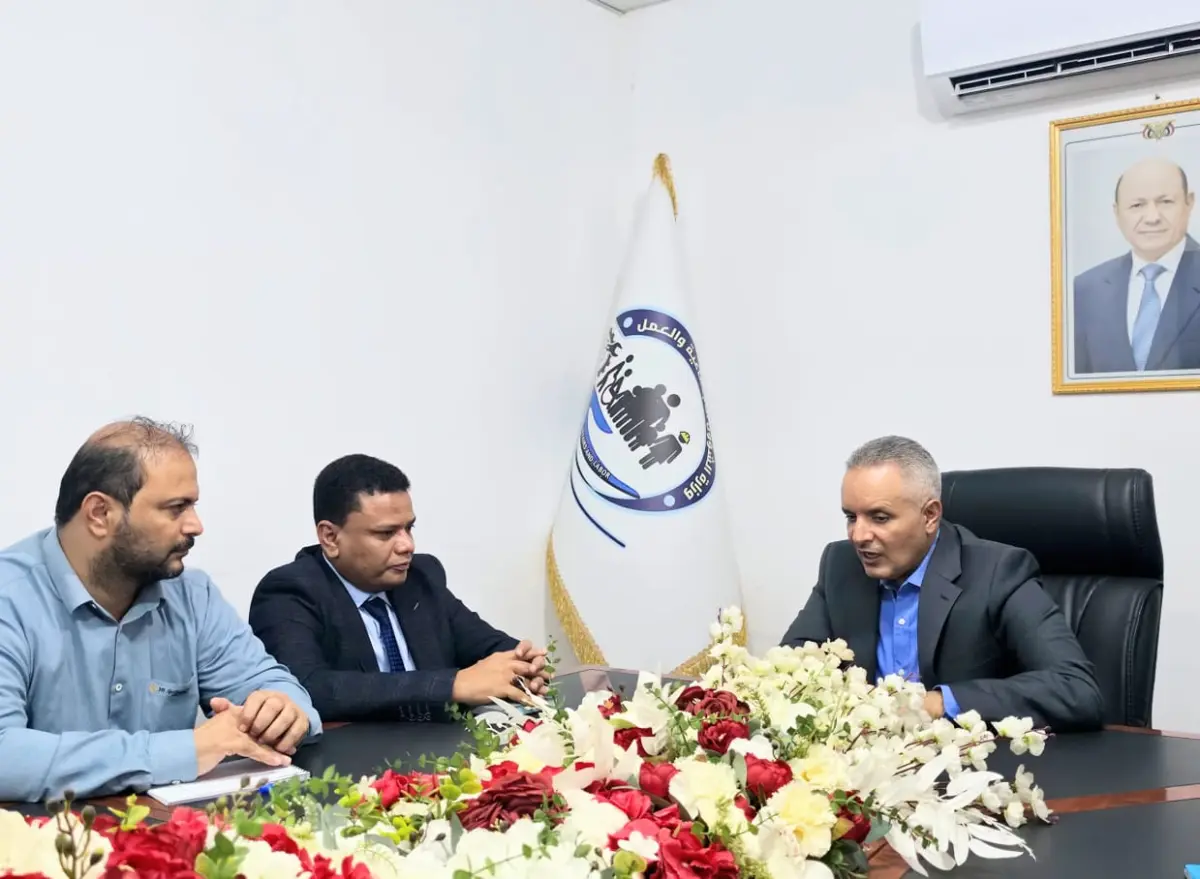وزير الشؤون الاجتماعية يناقش مع ائتلاف الخير إعادة...