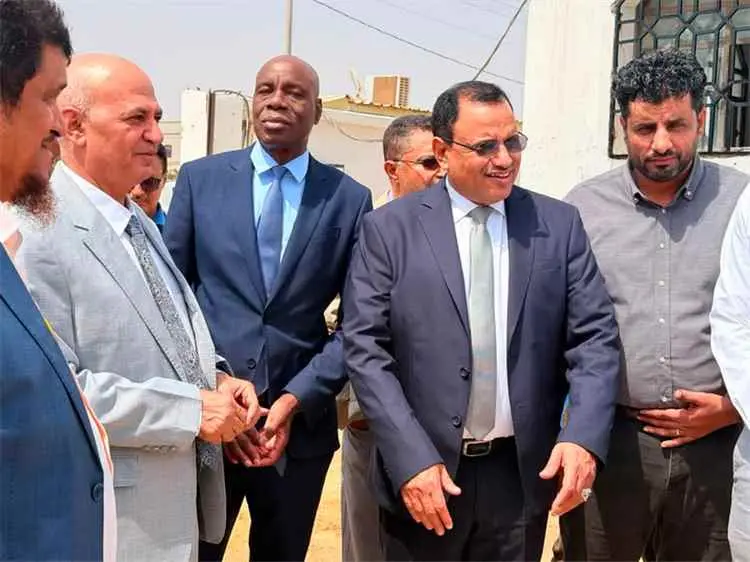 وزيرا الزراعة والمياه يتفقدان سير العمل في مشروع ت...