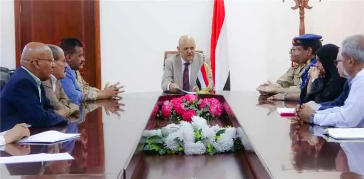لجنة الطوارئ بتعز تشيد ببطولات الجيش والأجهزة الأم...