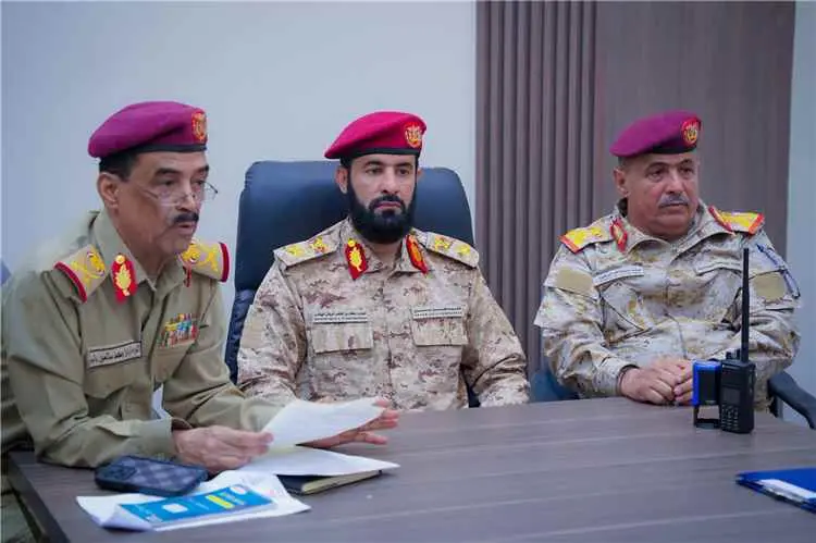 إجراء عملية إستلام وتسليم قيادة محور أبين بين القائدين السابق والجديد