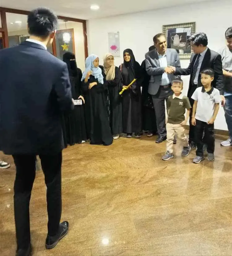 طالبتان من جامعة عدن تمثلان اليمن في مسابقة «جسر ا...