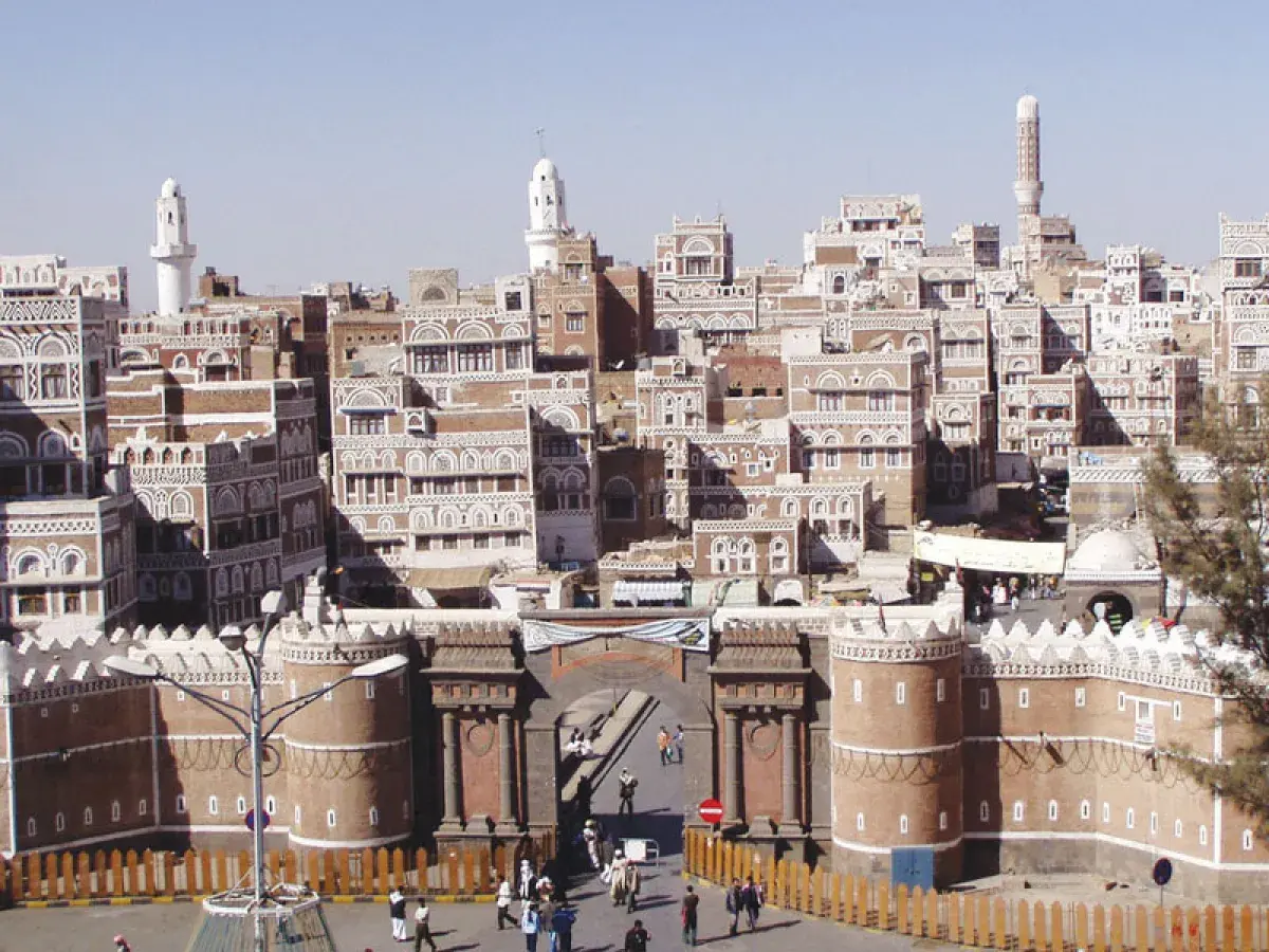 مسؤول سابق يدعو لوقف عبث واستهداف "الحوثيين" للجام...