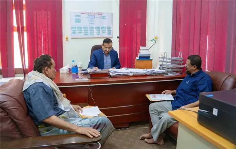 المحافظ بن الوزير يطّلع على نشاط جمعية رعاية وتأهي...