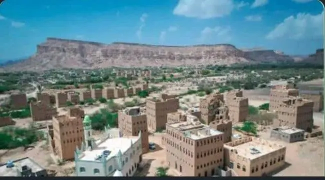 لجنة التصعيد  بالمحفد توجّه إشعاراً لمالكي المحال التجارية بضرورة الإلتزام بتنفيذ العصيان المدني الجزئي بالمديرية