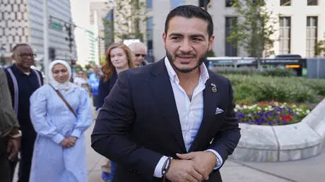 "المصري" عبد السيد يفوز بترشيح الديمقراطيين لمجلس...