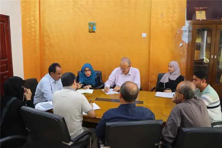 مدير عام خور مكسر يلتقي وفد وزارة الصحة لبحث تفعيل...
