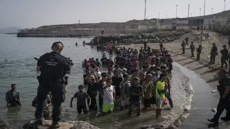 أزمة سبتة تشعل الجدل حول مشاركة المغرب في كأس العا...