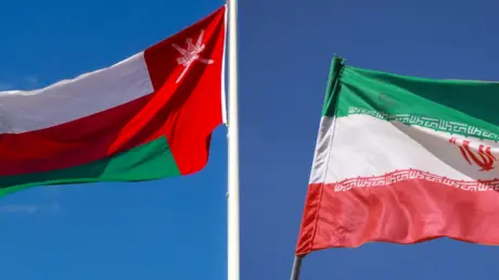 رويتر تكشف إحدى نقاط الخلاف بين طهران ومسقط بشأن رسوم عبور مضيق هرمز