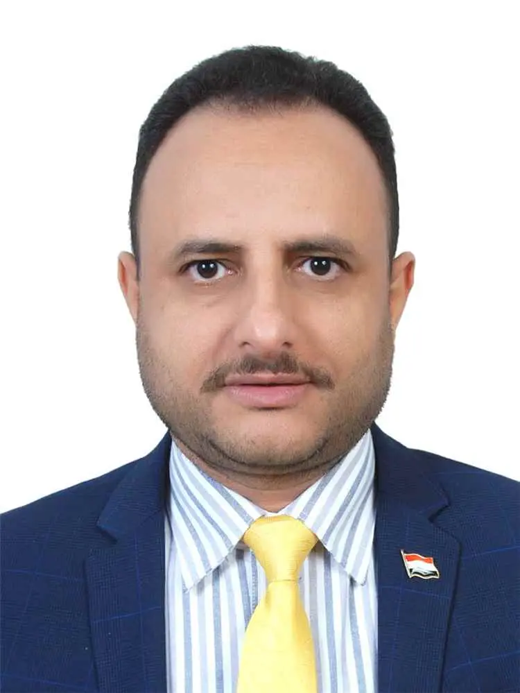 مستشار بالرئاسة يسخر من إعلان الحـ.ـوثيين توطين التكنولوجيا والذكاء الاصطناعي في ذمار