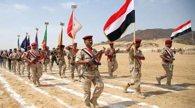 دعوات إلى التفاف شعبي واسع خلف الجيش في معركته ضد ميليشيا الحو ثي الإرهابية
