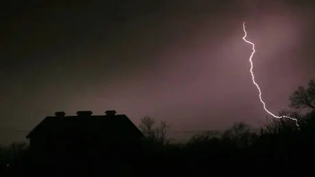 الهند.. ارتفاع عدد ضحايا الصواعق الرعدية في ولاية...