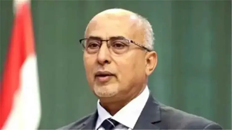 وزير الإدارة المحلية السابق يحذر من حملات التشكيك...
