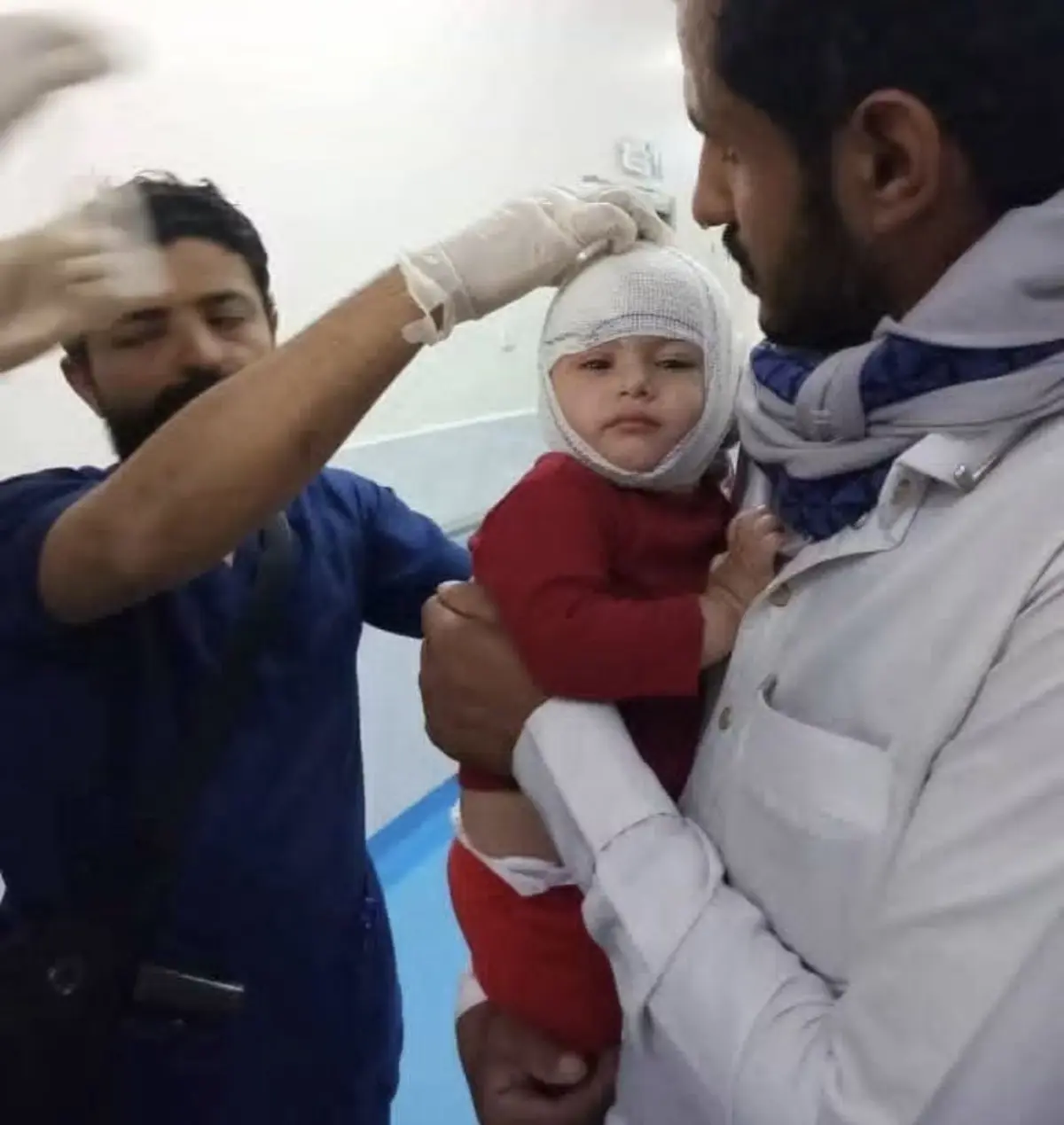 عاجل: شهداء وجرحى من المدنيين في القصف الحوثي الذي...