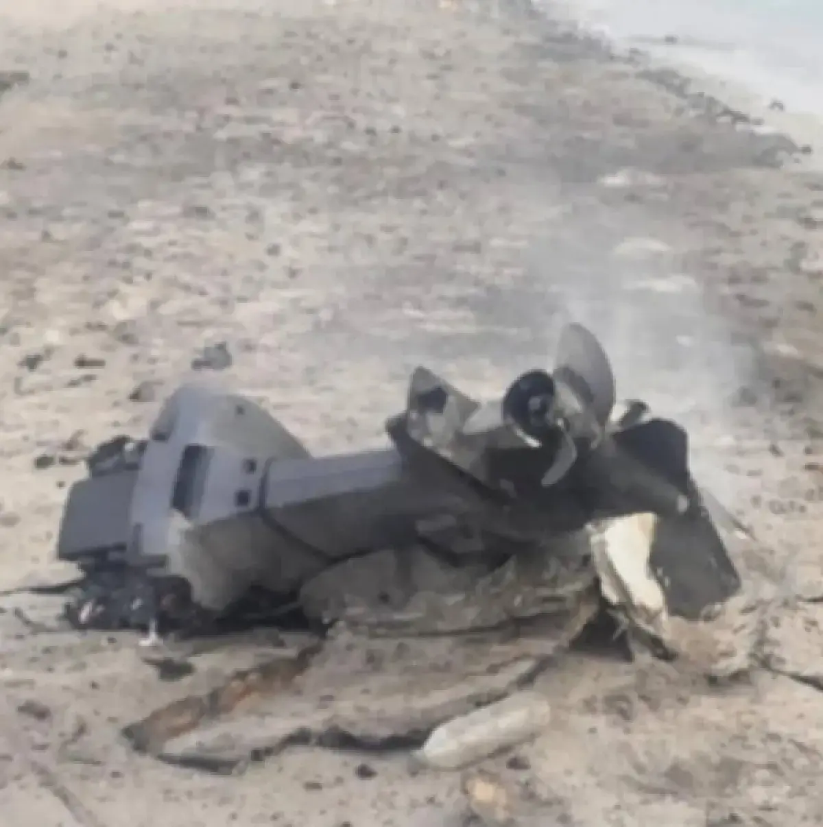 استشهاد صياد جراء محاولة استهداف سفينة نفطية في ال...