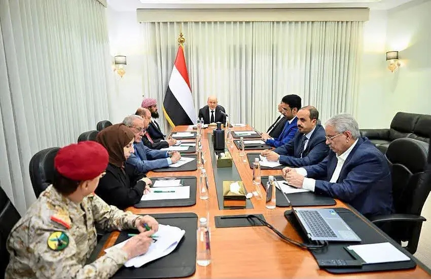 مجلس الدفاع الوطني يقر استمرار انعقاده الدائم ويتخ...