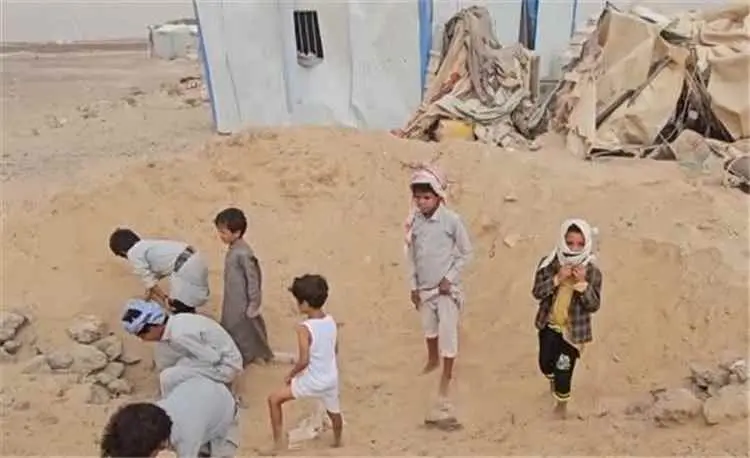 سلطة محافظة صنعاء تدين قصف مخيمات النازحين وتعلن ا...