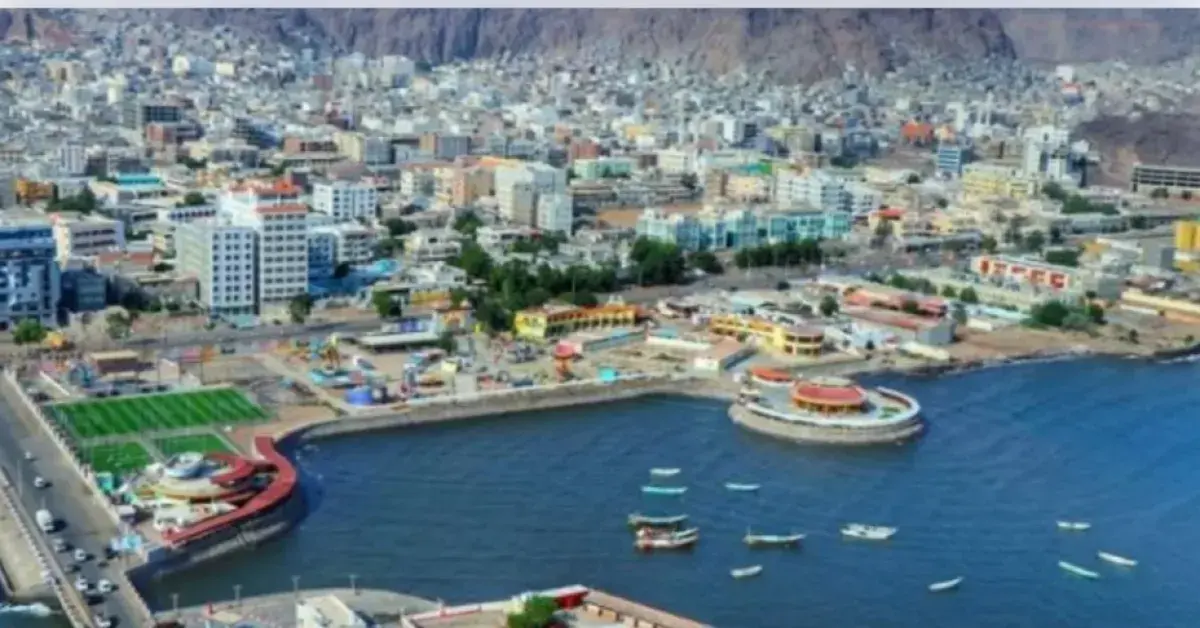 نبض عدن الحية رفضًا للعصيان .. حين ينتصر العمال لل...
