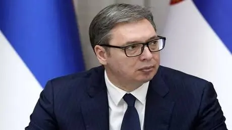 رئيس صربيا يتهم الاتحاد الأوروبي بشن "حرب هجينة" ع...