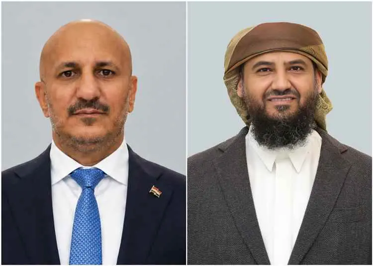 خلال اتصال هاتفي بطارق صالح.. المحرّمي يؤكد وحدة ا...