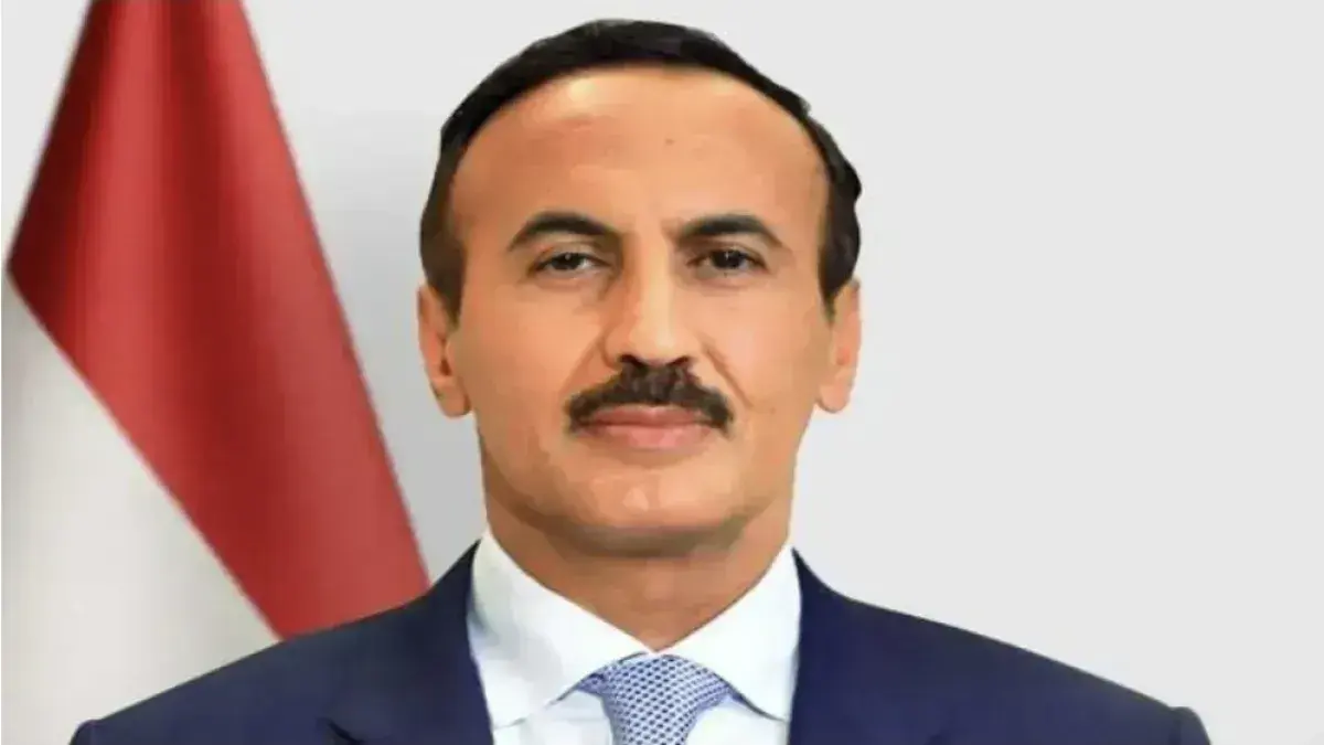 أحمد علي عبدالله صالح يعزي في وفاة البرلماني الشيخ...