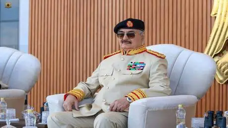ليبيا.. حفتر يتمسك بدور الجيش في المشهد السياسي وا...