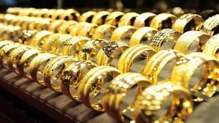 أسعار الذهب اليوم الإثنين 10-8-2026 في اليمن