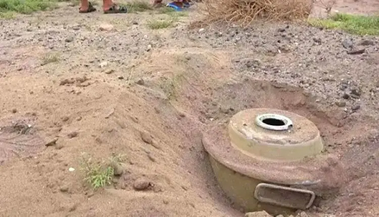 لغم حوثي يودي بحياة مواطن ونجله في نهم شرقي صنعاء