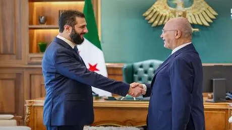 الشرع يبحث مع برهم صالح عودة اللاجئين والتعافي الم...