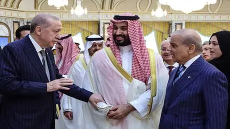 صمت إعلامي وسياسي.. تقرير عبري يزعم انهيار "اتفاق...