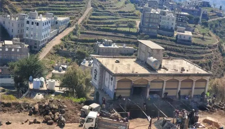 الحوثيون يشرعنون نهب أملاك الدولة في إب.. النافذون...