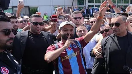 "سحر" محمد صلاح يغزو العالم.. إذاعة مباريات طرابزو...