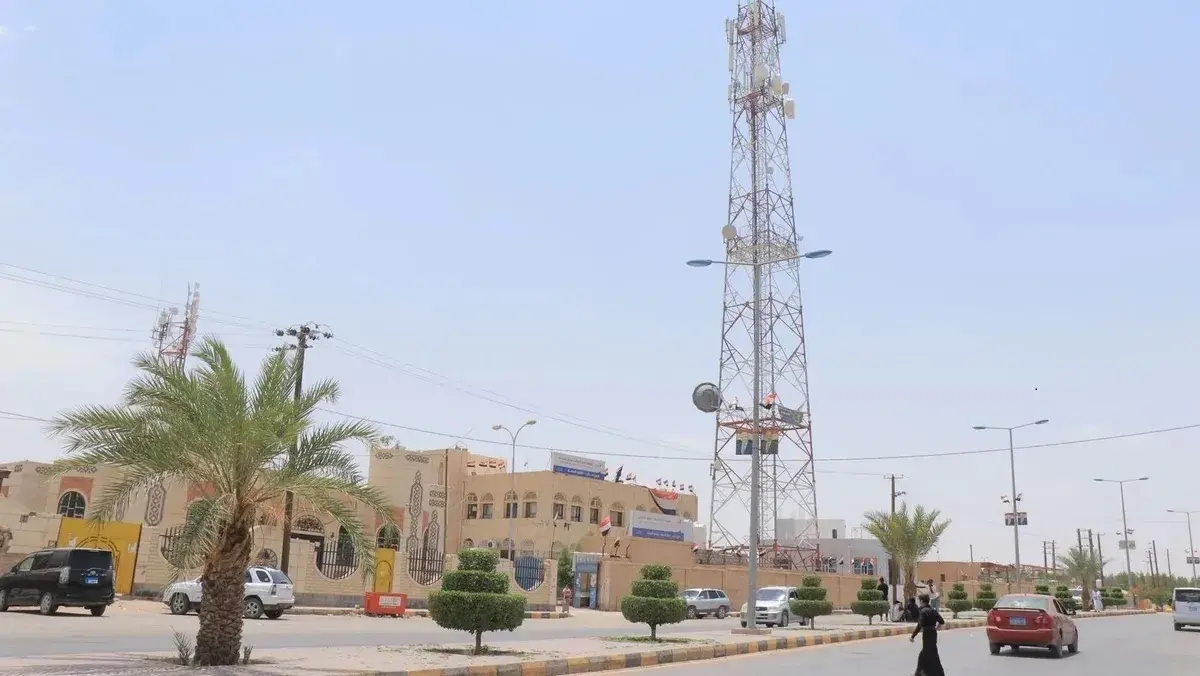 مليشيا الحوثي تستهدف أحياء سكنية في مأرب بالصواريخ...