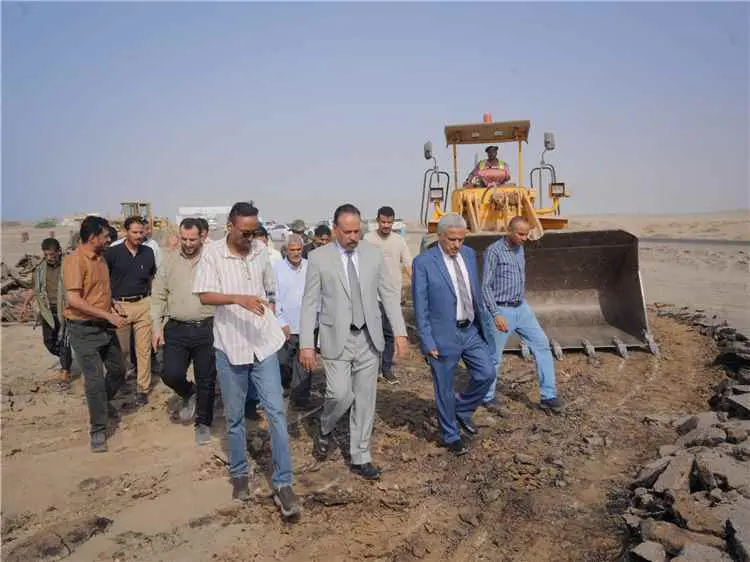 وزير الأشغال يدشن مشروع إعادة إنشاء جسر وادي بناء...