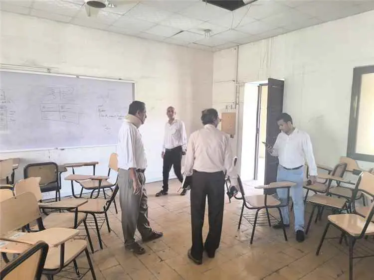 لجنة مختصة تحصر أضرار حريق كلية الحاسوب بعدن