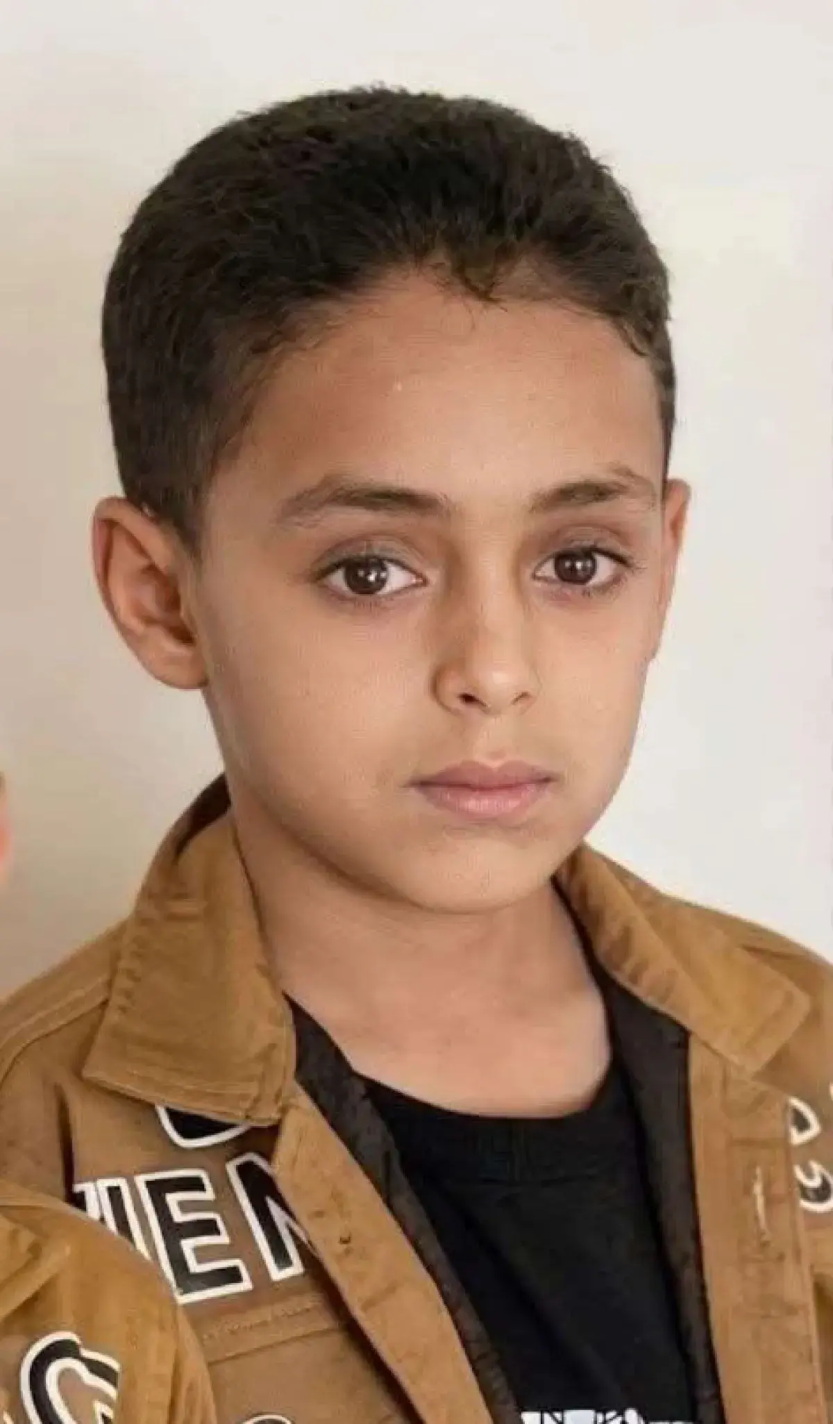 مليشيا الحوثي تواصل عبثها بحياة المدنيين.. طفل يُق...