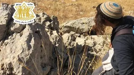 جنود احتياط إسرائيليون يعبرون عن إحباطهم من مطاردة المتسللين إلى سوريا: نوقف حياتنا لأمور عبثية