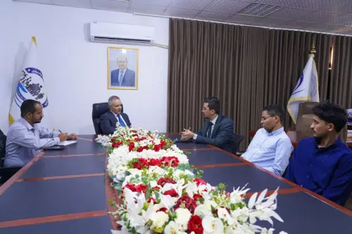 الوزير اليافعي يناقش مع مؤسسة حضرموت للثقافة توظيف...