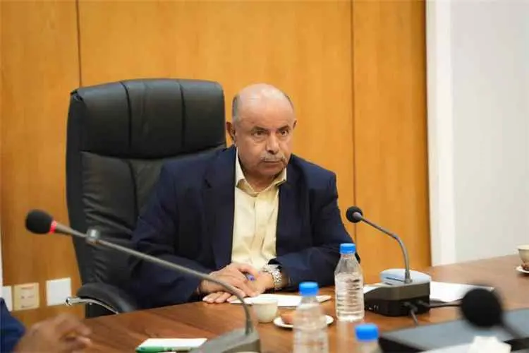 عضو مجلس القيادة الخنبشي يهنئ الشباب باليوم العالم...
